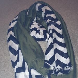 REDUCED Scarf