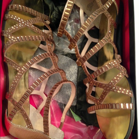Vince camuto gladiator  shoe - Picture 1 of 4