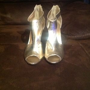 Shiny Gold Heels