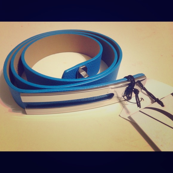 Diane Von Furstenberg textured-leather belt