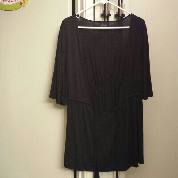 Black shirt