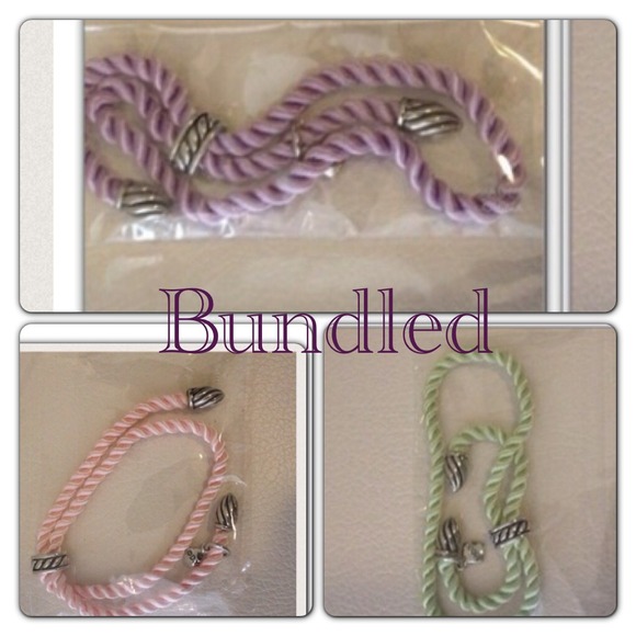 🔸Sold in a bundle 🔸