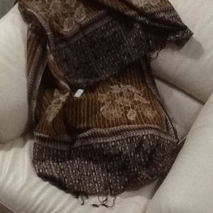 Shawl/scarf