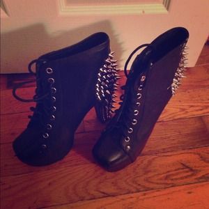 Jeffery campbell litas
