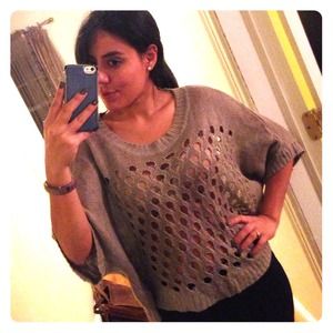 SOLD! AKIRA BLACK LABLE cropped sweater