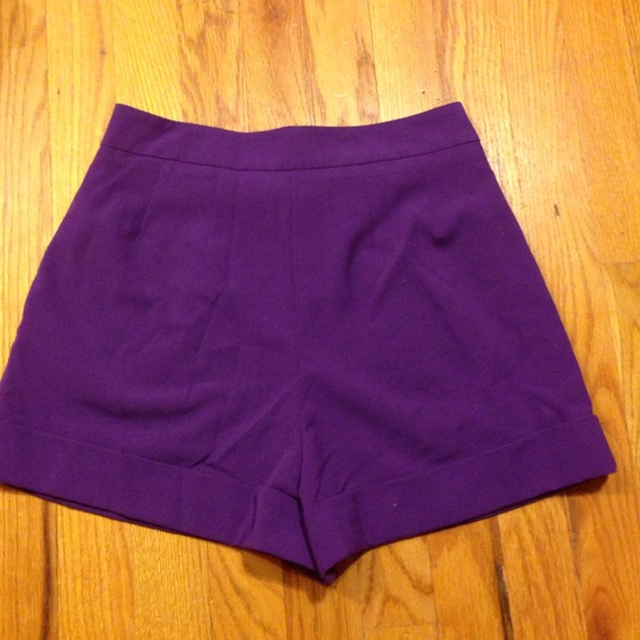 traded. - Picture 2 of 4