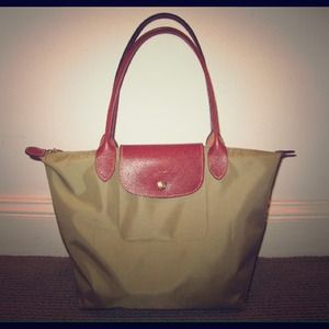 Green Medium Long Champ Le Pilage(Barely Used)