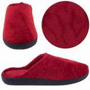 🚫Sold🚫NEW! Impressions by Isotoner Slippers👣