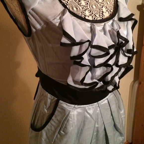 NWOT Baby Blue Ruffle Top Dress - Picture 4 of 4