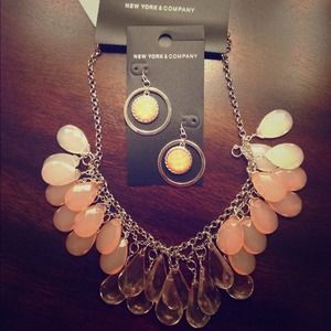 Peach/Pink Crystal Jewelry Set