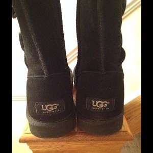 Brand new UGGs Bailey black