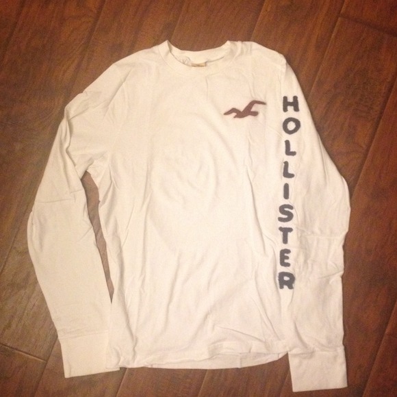 SOLD-Hollister Men's L/S white T, sz L