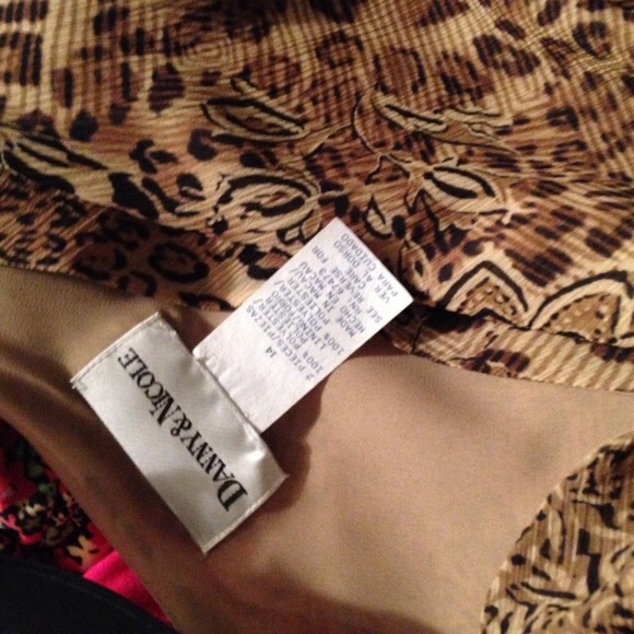 Leopard print top - Picture 4 of 4
