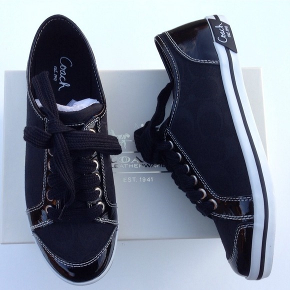 🎉HOST PICK 2/19/14🎉Coach sneakers