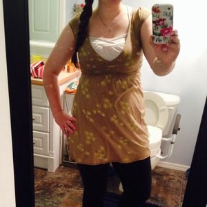 Fun floral dress/shirt:) in great condition