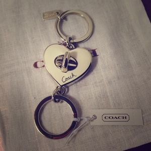 50% OFF🎁NWT Coach Keychain