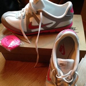 Nike Oceania NM & Macadamia Oil Bundle