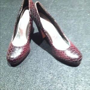 🎀sale🎀Brown Calvin Klein pumps