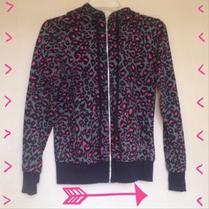 2 tops for my PFF Lucy 😊❤️