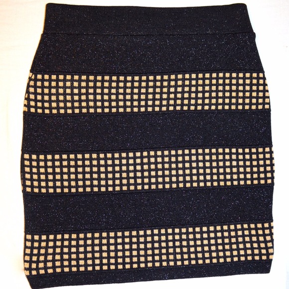 Black/gold bodycon skirt