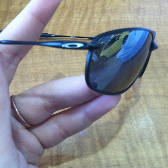 Oakleys! - Picture 2 of 4