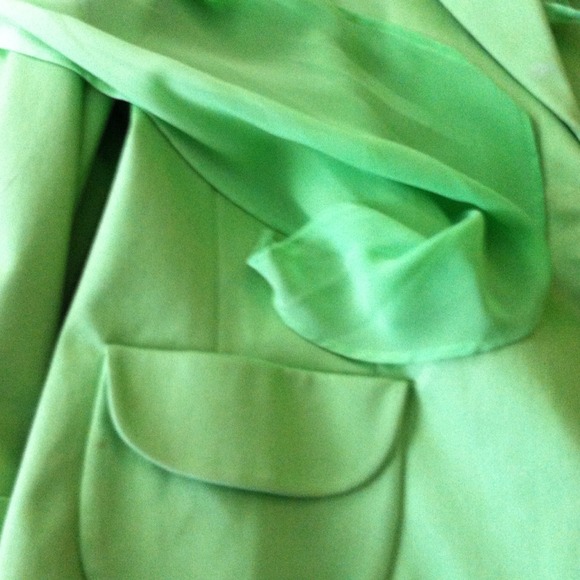 Jacket🍀🍀🍀 - Picture 2 of 4
