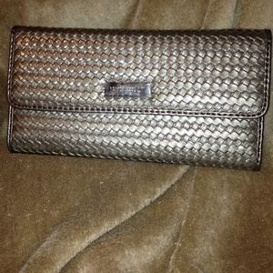 Nine West wallet