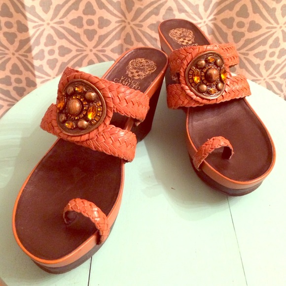 🎀Amazing Vince Camuto Wedges