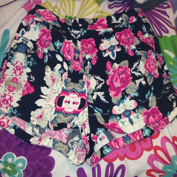 High waist shorts