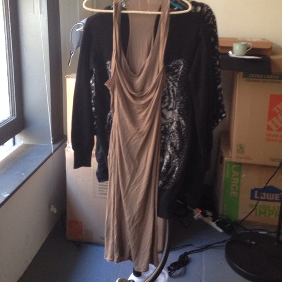 Moving sale - limited time - stylish base dress