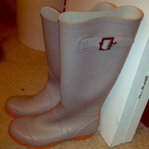 Light gray rain boots
