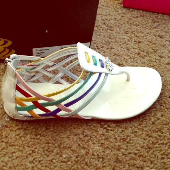 Sandals - Picture 1 of 2