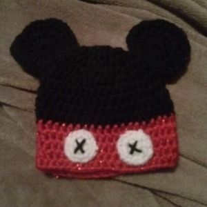 Baby crochet Mickey Mouse hat