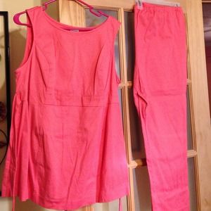 ❗️PRICE REDUCED❗️2 piece maternity pant suit