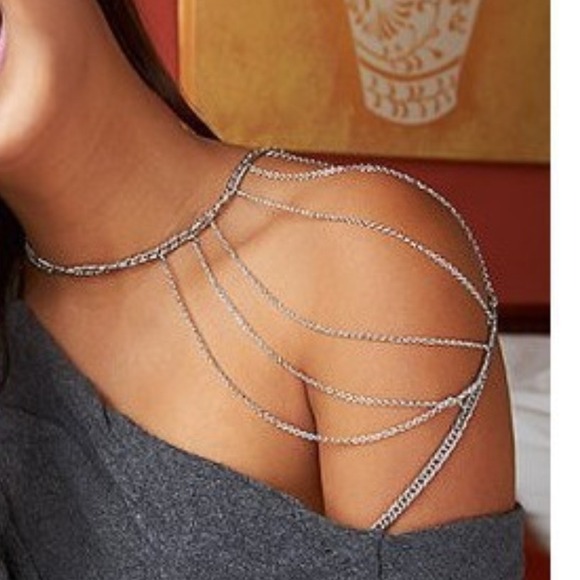 Jewelry - Sexy punk shoulder necklace