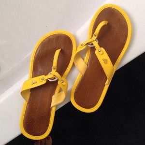 Yellow sandals-flip flops by Roxy sz 7.5
