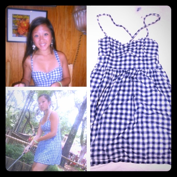 ☀️Abercrombie blue and white checkered sundress☀️