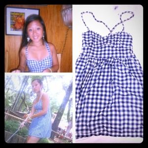 ☀️Abercrombie blue and white checkered sundress☀️