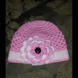 new crochet hat for baby newborn-6 mos