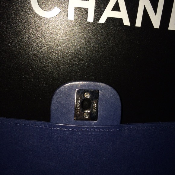 More pictures of Chanel Wallet on Chain WOC