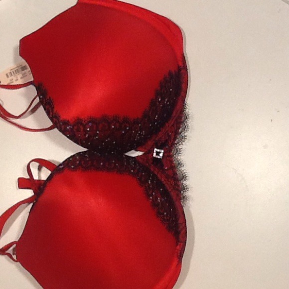 Victoria's Secret Miraculous Bra