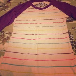 3/4 sleeve white shirt with neocon stripes.