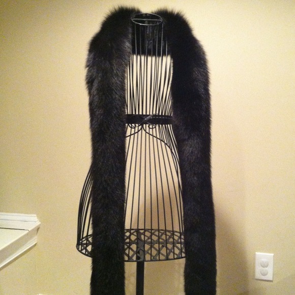 Brand new black sable open collar/shawl 7 ft long