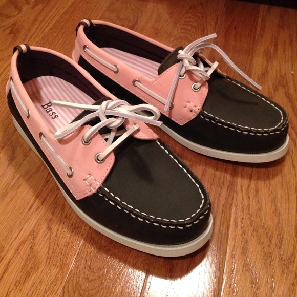 Bass boat shoes! Size 7 1/2, pink and brown!