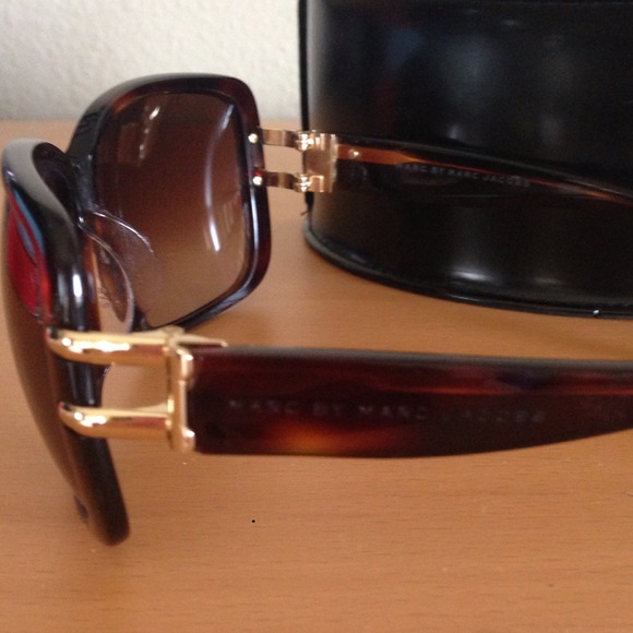 Marc by Marc Jacobs Sunglasses - Picture 3 of 4