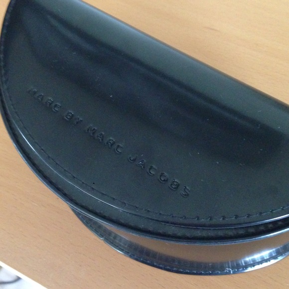 Marc by Marc Jacobs Sunglasses - Picture 4 of 4