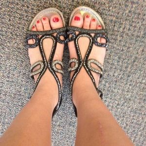 Metallic Buckle sandals