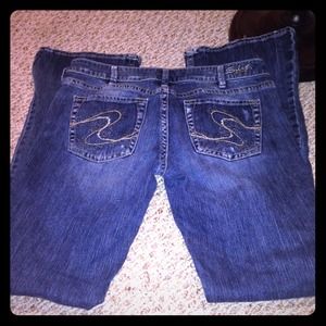 SOLD!!Silver jeans. Size 32 Paypal only!