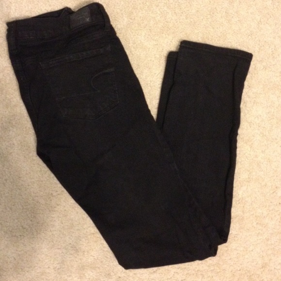 SOLD! 🚫 Black American Eagle Skinny Jeans