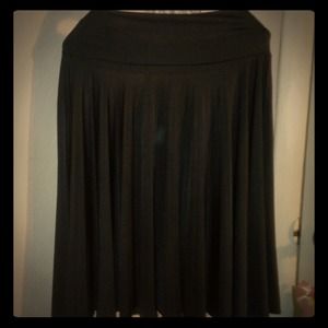 Black mini pleated skirt